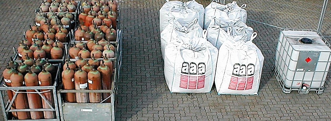 100 acetylene gas cylinders = 6 big bags with porous mass and 1000 litres of solvent